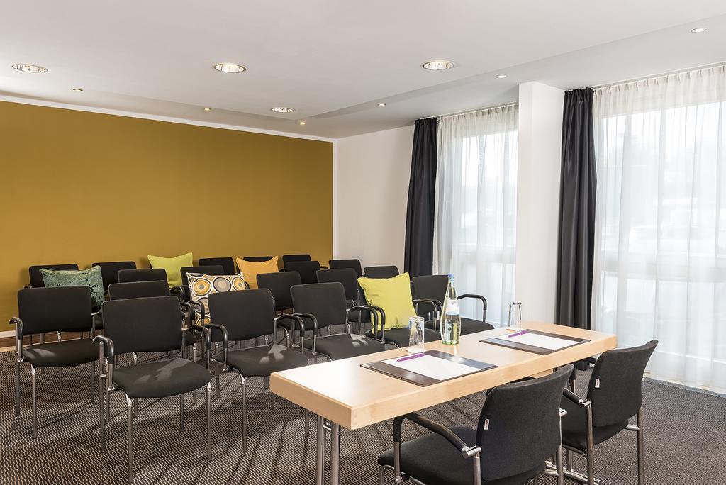 Mercure Hotel Duesseldorf Sued Business photo